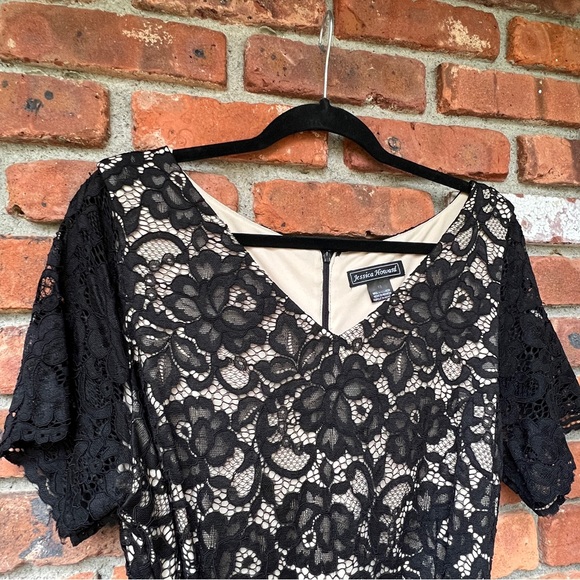 JESSICA HOWARD 18 jumpsuit black v neck short sleeve - Picture 9 of 13